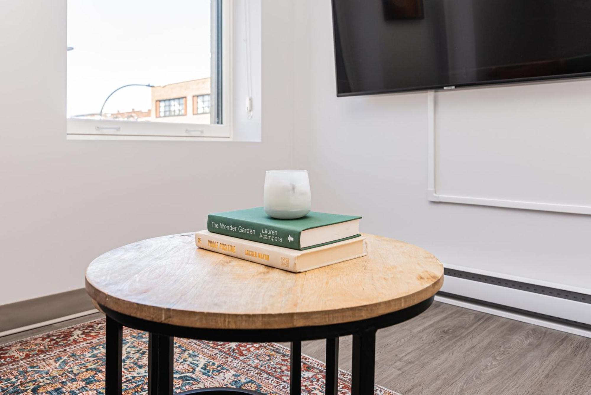 Wonderful New Studio Close To Mount Royal By Den Stays มอนทรีอัล ห้อง รูปภาพ