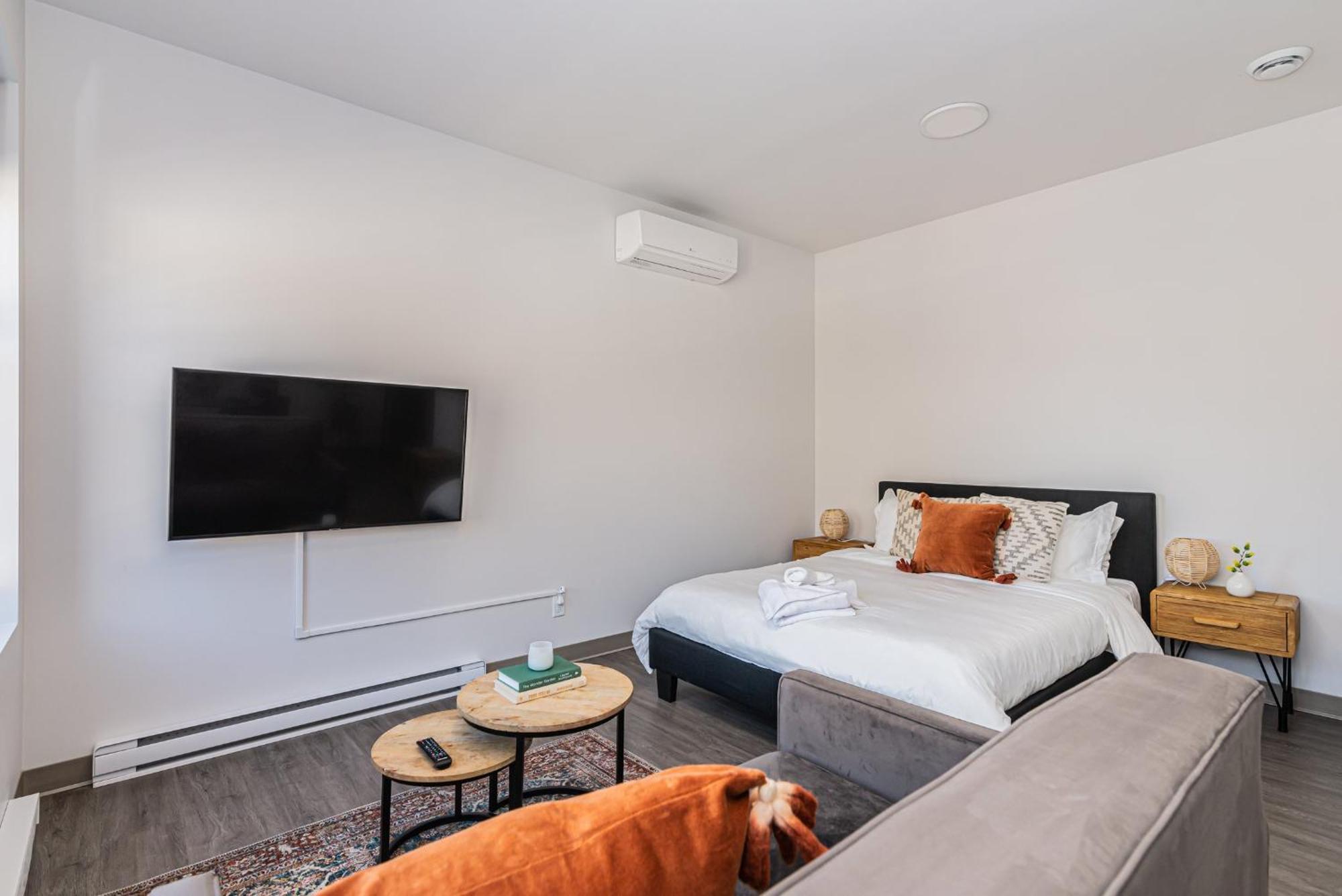 Wonderful New Studio Close To Mount Royal By Den Stays มอนทรีอัล ห้อง รูปภาพ