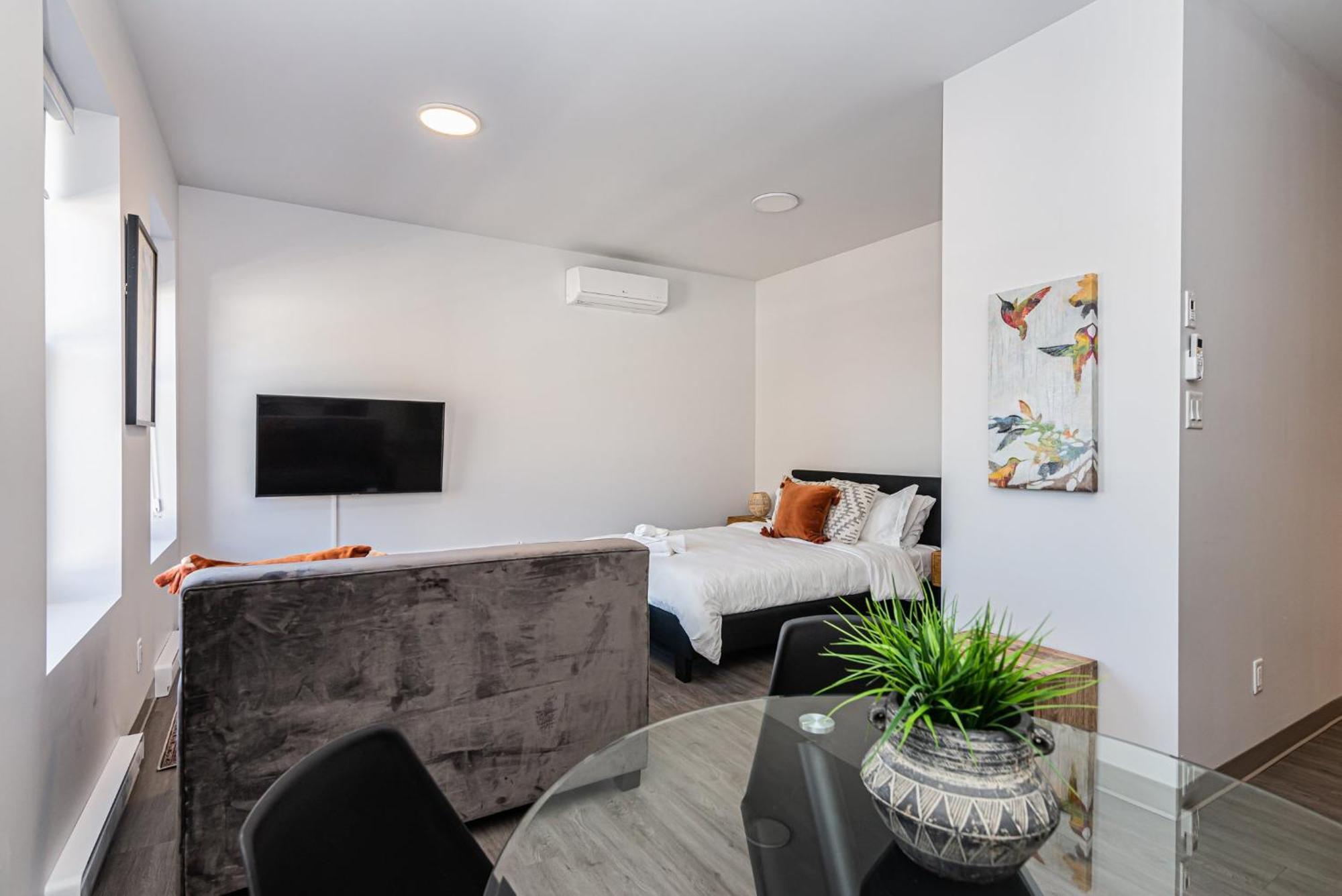 Wonderful New Studio Close To Mount Royal By Den Stays มอนทรีอัล ห้อง รูปภาพ