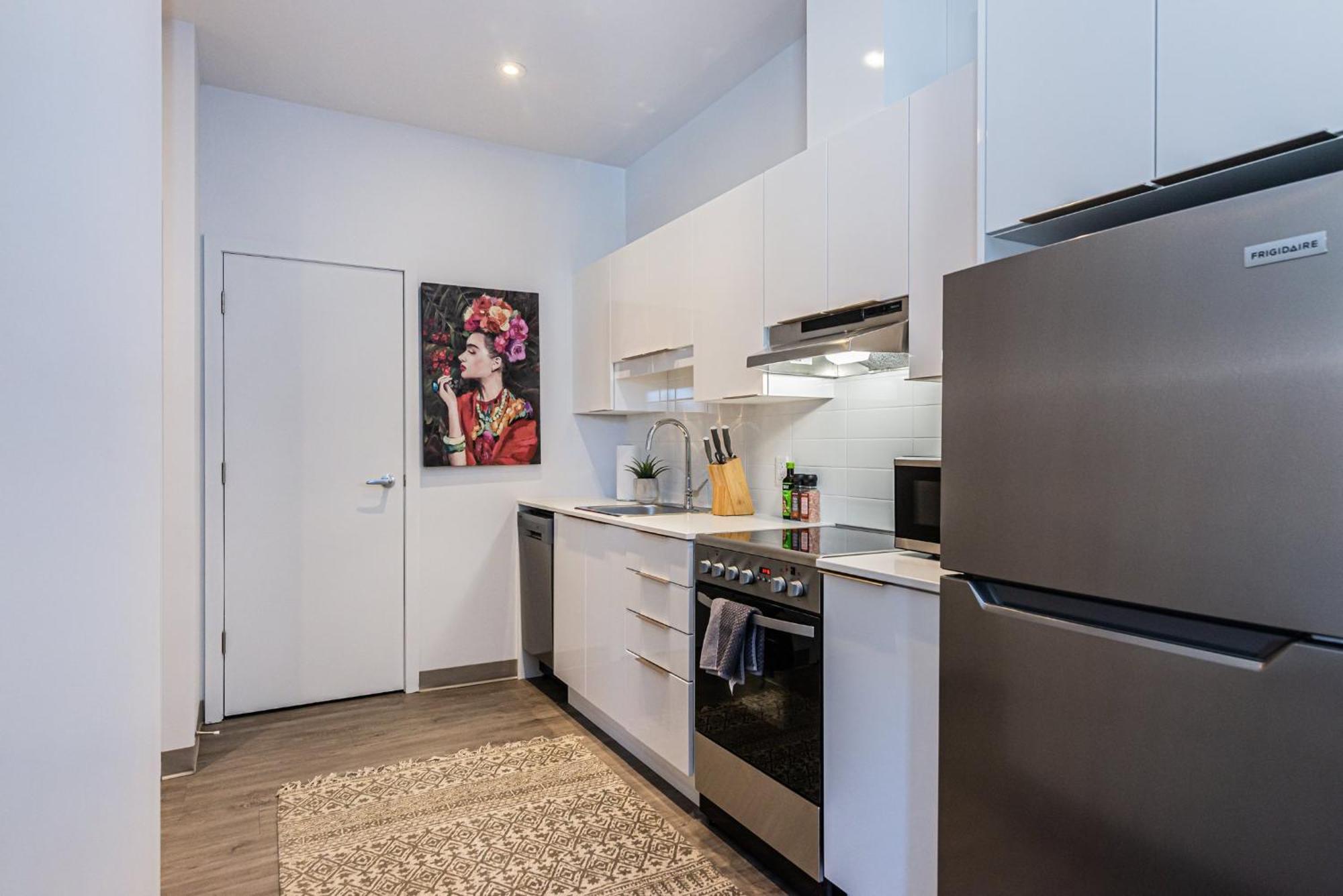 Wonderful New Studio Close To Mount Royal By Den Stays มอนทรีอัล ห้อง รูปภาพ